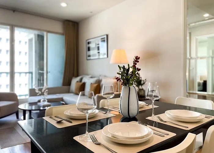 公寓 300m Bts L Large 68 Sqm L Pool And Sauna 曼谷
