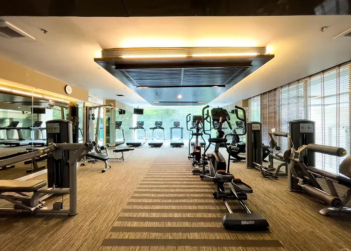 300m Bts L Large 68 Sqm L Pool And Sauna 公寓