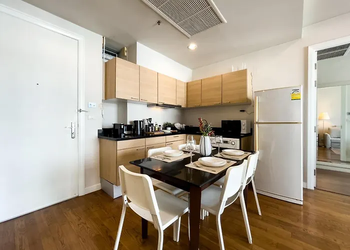 公寓 300m Bts L Large 68 Sqm L Pool And Sauna *